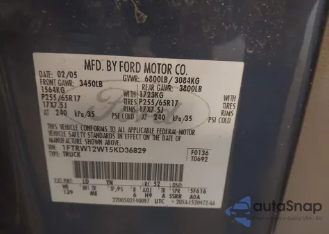 2005 Ford F-150 Xlt from USA, damaged, VIN 1FTRW12W15KD36829